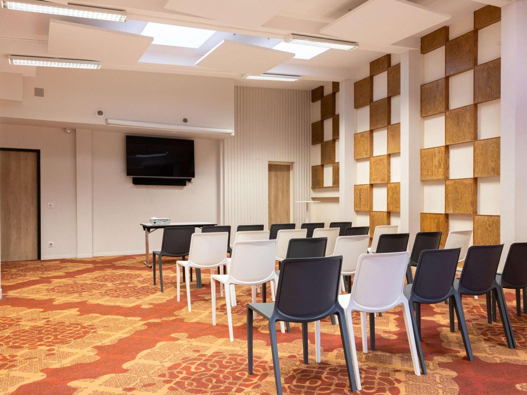 Ibis Styles Albi Centre Le Theatro Hotel Екстериор снимка