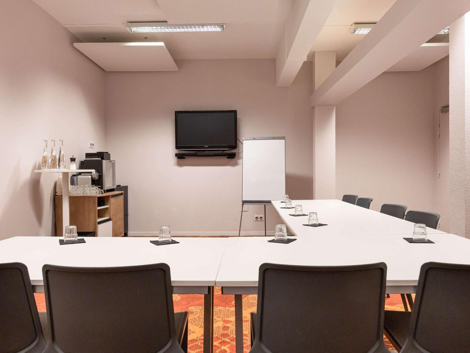 Ibis Styles Albi Centre Le Theatro Hotel Екстериор снимка