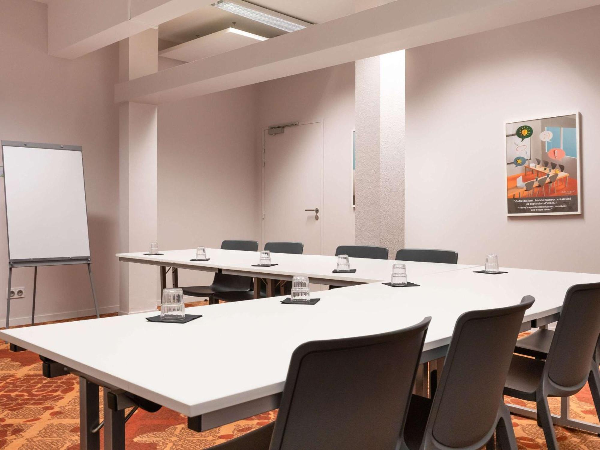 Ibis Styles Albi Centre Le Theatro Hotel Екстериор снимка